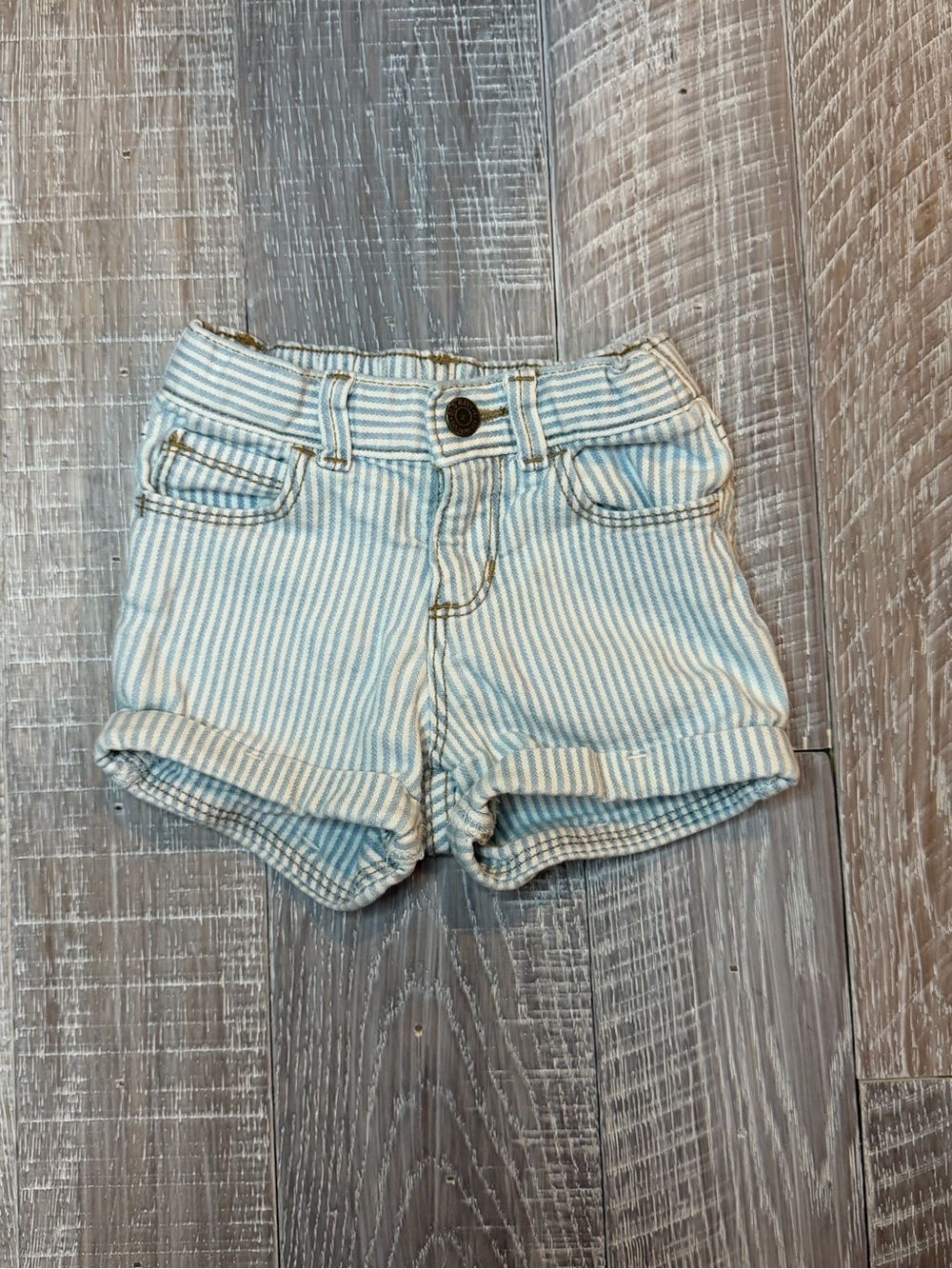 Old Navy Light Blue and White Seersucker Striped Denim Shorts